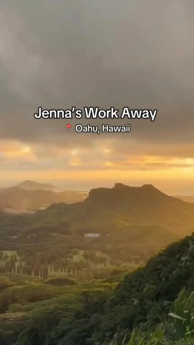 Roll the highlights ⏩   Event Manager, Jenna DiMartinis recently visited Oahu, Hawaii for her Work Away experience.   From snorkeling with sharks to early morning meetings, Jenna wrote all about her experience working in paradise and the fresh perspective she is bringing back to Boston!   Check out her blog to hear all about it - link in bio!