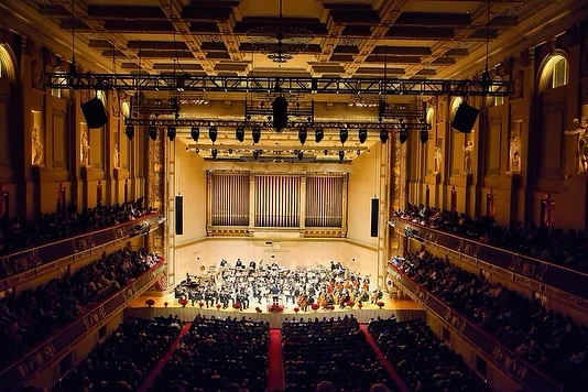 What a night! For their Boston debut, the @orquestasinfonicadepr (OSPR) sold out Symphony Hall and delivered an unforgettable evening celebrating culture, community, and the power of music to bring people together.
 
Huge congratulations to our friends at @ibaboston, the @bostonsymphony, and OSPR for bringing this historic collaboration to life and showcasing Puerto Rico’s musical excellence on one Boston’s most prominent stages.
 
It was an honor to play a small part in helping spread the word! 
 
📸: Hilary Scott, courtesy of the BSO